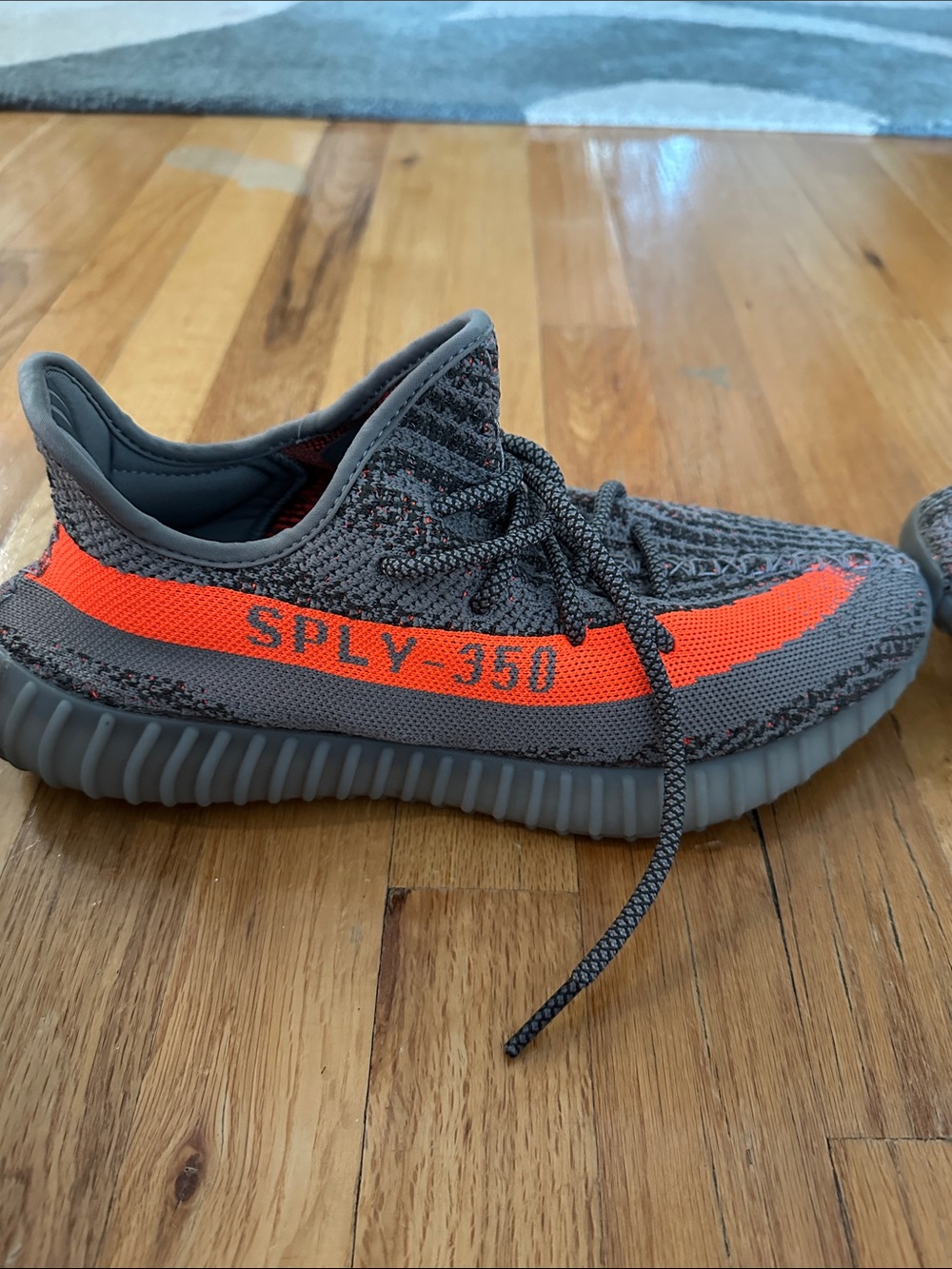 Yeezy Boost 350 V2 Style Sneaker Beluga - Gray with Orange Stripe sz 10.5 - Picture 5 of 9